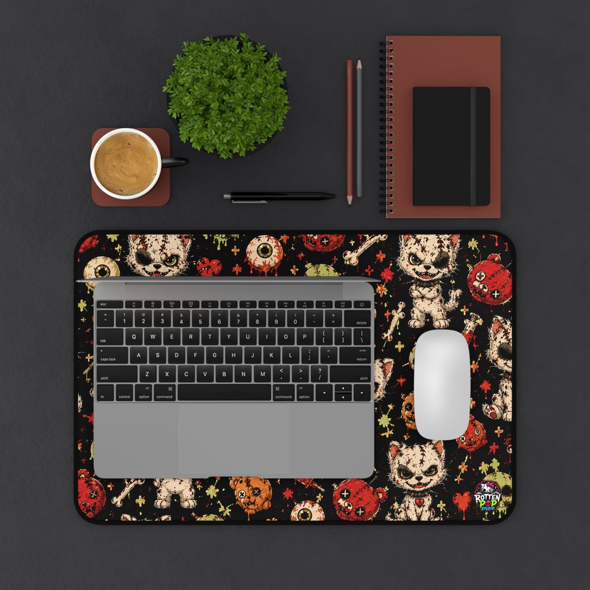 Minimal Black Desk Mat — Non‑Slip Workstation Pad